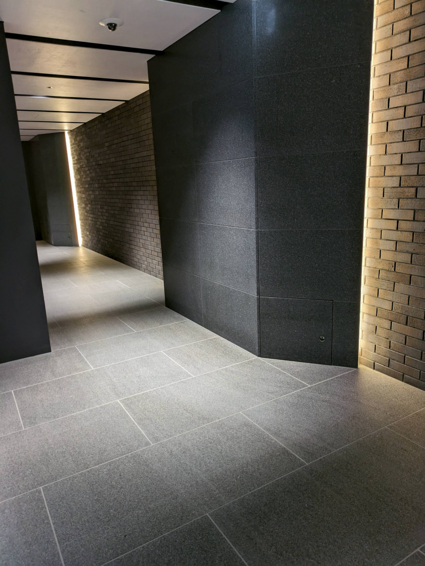 天神ブリッククロス